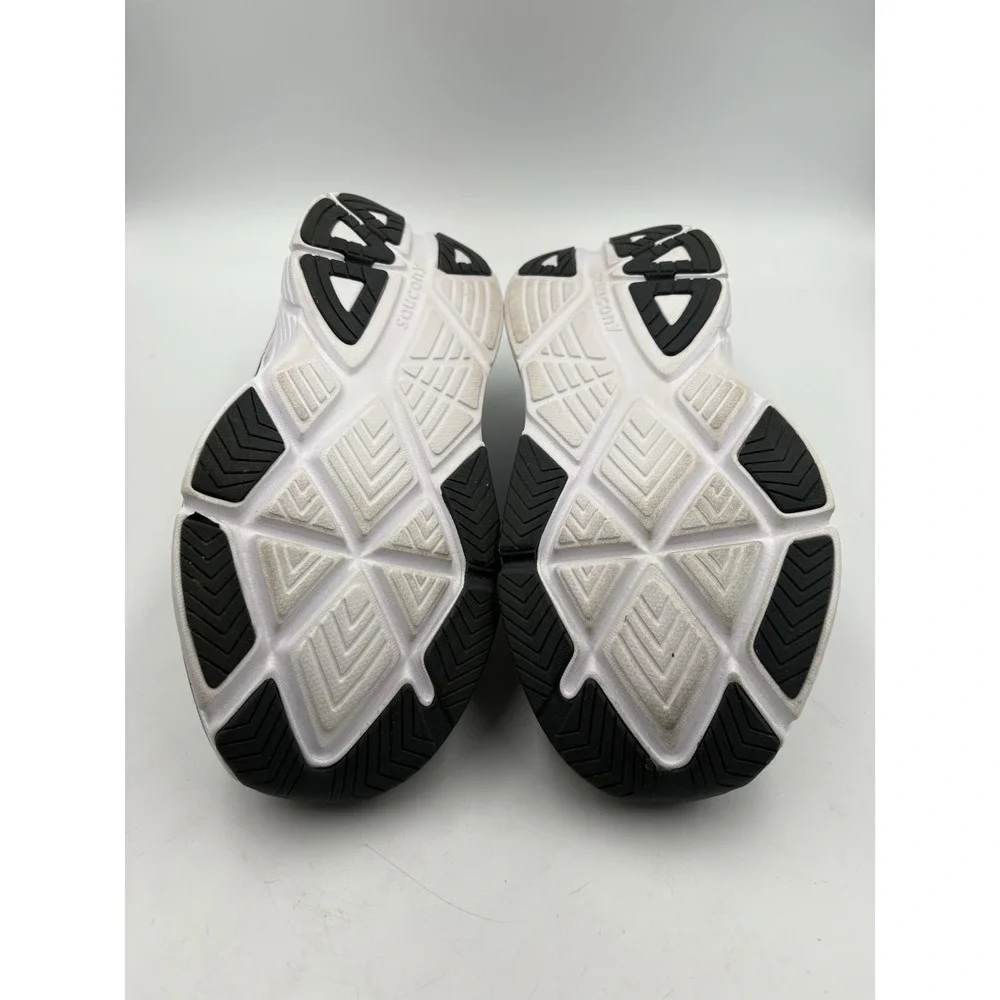 Saucony Guide 18 Womens Black White Athletic Running Sneakers Shoes Size 7.5